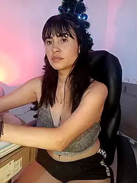 Snapshot of keelly_richaardson1 chatting on December 13, 2024, 6:38 pm keelly richaardson1 online show from December 13, 2024, 6:38 pm