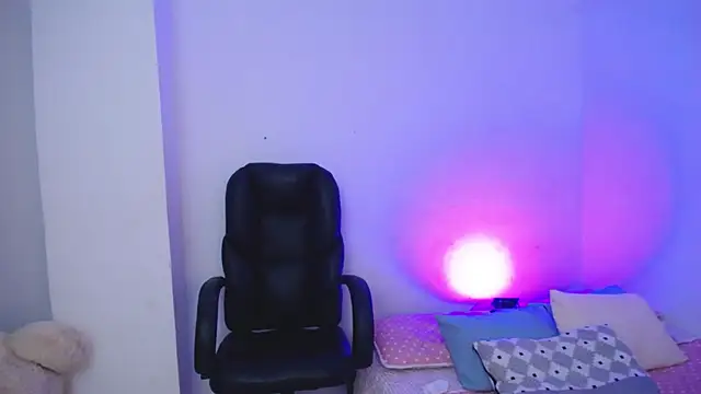 Snapshot of keelly_richaardson1 chatting on March 7, 2025, 3:51 am keelly richaardson1 online show from March 7, 2025, 3:51 am