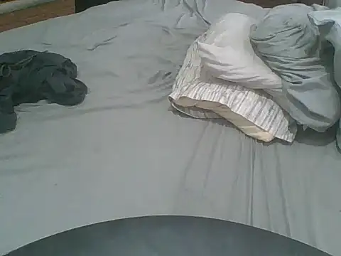 MrPatrick777 online show from February 9, 2026, 11:09 pm