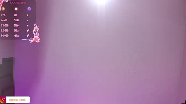 Snapshot of Deni_rose chatting on January 9, 2025, 11:02 pm Deni rose online show from January 9, 2025, 11:02 pm