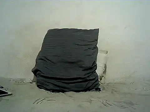 Snapshot of Twinkboy_28 chatting on March 19, 2025, 10:42 pm Twinkboy 28 online show from March 19, 2025, 10:42 pm