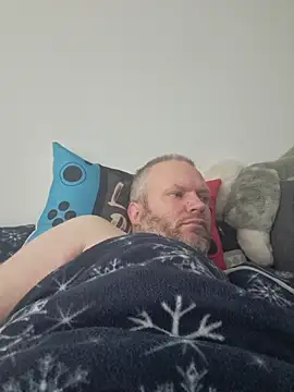 ShyBoy1982 online show from January 8, 2026, 11:45 am