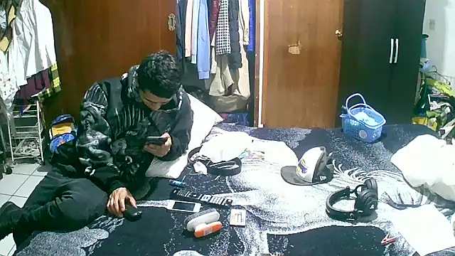 jperezofficial1 online show from September 19, 2025, 7:54 am