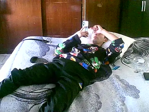 jperezofficial1 online show from September 23, 2025, 8:34 pm