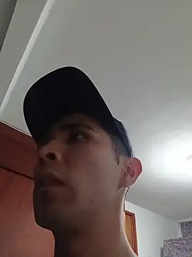 jperezofficial1 online show from November 28, 2025, 2:58 am