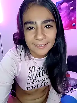 Leslly  online show from February 3, 2025, 9:41 am