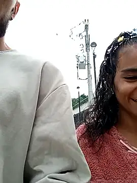 Leslly  online show from September 20, 2025, 1:01 pm