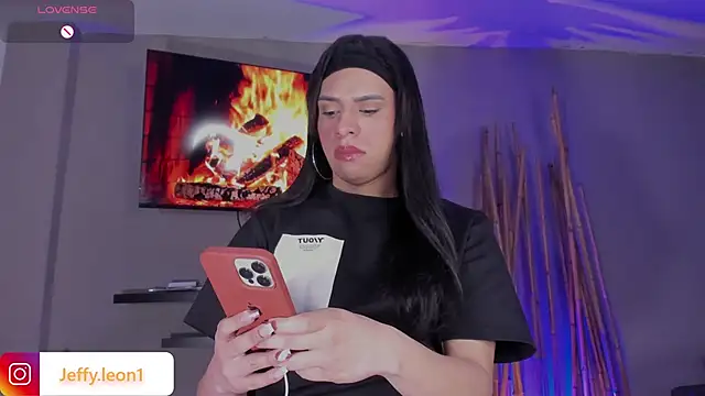 danna v online show from October 17, 2025, 4:26 am