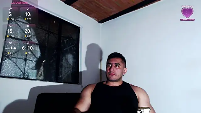 Snapshot of willian_m777 chatting on June 27, 2026, 4:17 am willian m777 online show from June 27, 2026, 4:17 am