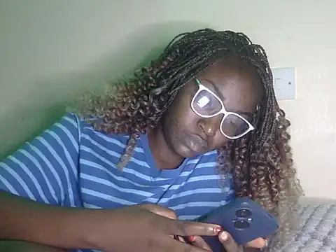 Sexy racy rebel  online show from November 27, 2025, 6:32 pm