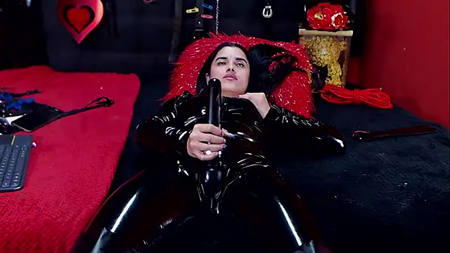 Hannamariana online show from March 7, 2025, 7:27 pm