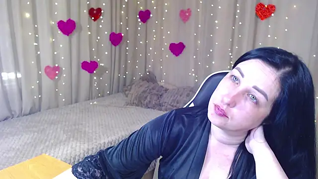 Snapshot of JillStevens chatting on April 19, 2026, 6:35 am JillStevens online show from April 19, 2026, 6:35 am