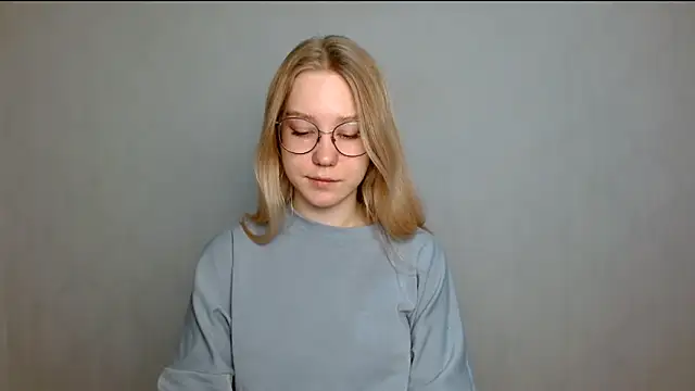 Snapshot of cindi_hot chatting on March 5, 2025, 8:21 am cindi hot online show from March 5, 2025, 8:21 am