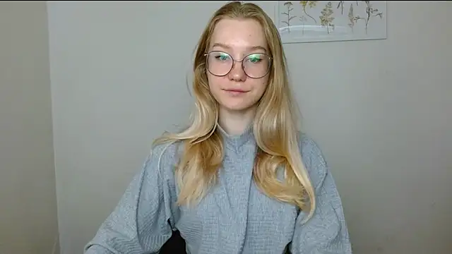 Snapshot of cindi_hot chatting on September 14, 2025, 10:25 am cindi hot online show from September 14, 2025, 10:25 am