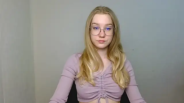 cindi hot online show from March 19, 2026, 3:05 pm