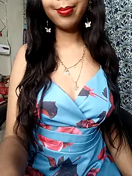 Snapshot of Parinaaz18 chatting on January 17, 2026, 1:32 am Parinaaz18 online show from January 17, 2026, 1:32 am