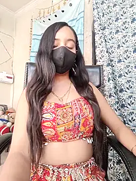 Snapshot of Parinaaz18 chatting on February 10, 2026, 2:37 am Parinaaz18 online show from February 10, 2026, 2:37 am