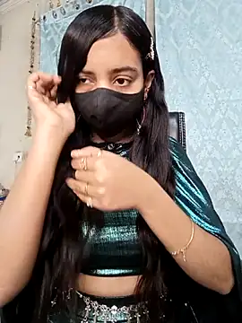 Snapshot of Parinaaz18 chatting on February 21, 2026, 2:01 am Parinaaz18 online show from February 21, 2026, 2:01 am