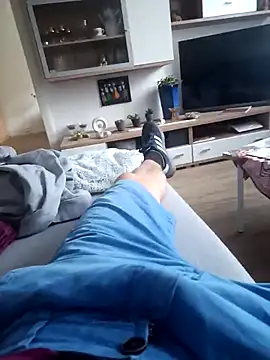 Snapshot of KidoXVII chatting on September 30, 2025, 4:01 pm KidoXVII online show from September 30, 2025, 4:01 pm