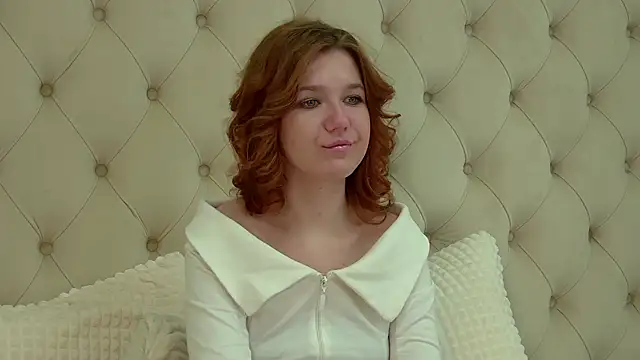 LessySmith online show from March 7, 2025, 11:38 pm