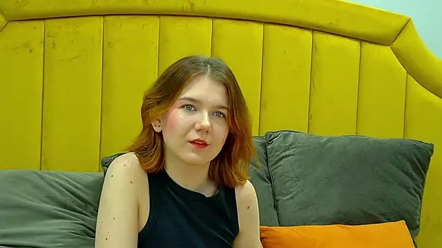 LessySmith online show from October 13, 2025, 4:40 pm