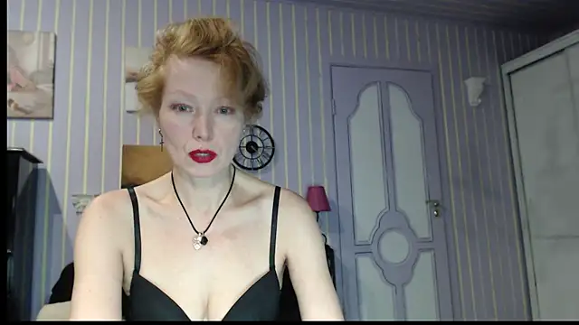 Marquise555 online show from November 8, 2025, 4:40 pm