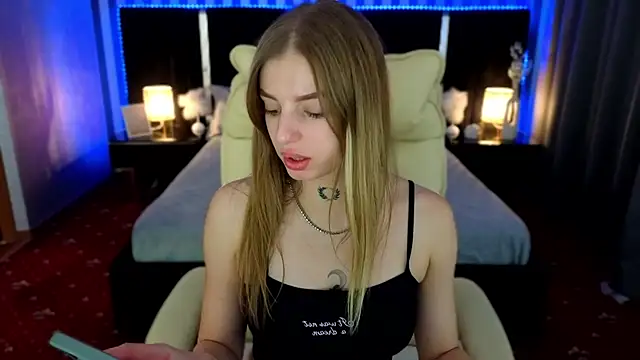 Lexi Si online show from September 29, 2025, 6:07 am