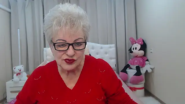 KayleSmoll online show from February 23, 2026, 7:44 pm