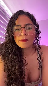 cinnamon rosa online show from January 17, 2026, 6:55 pm