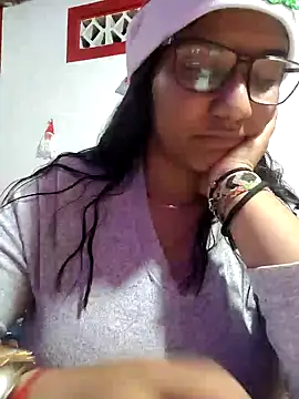 Sofythom1 online show from December 19, 2024, 4:02 am