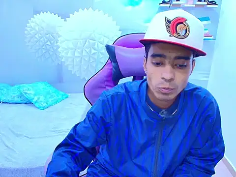 Aaron-00 online show from January 16, 2026, 8:35 pm