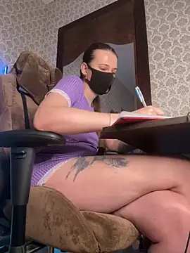 BlackM00n8 online show from January 16, 2025, 6:46 am