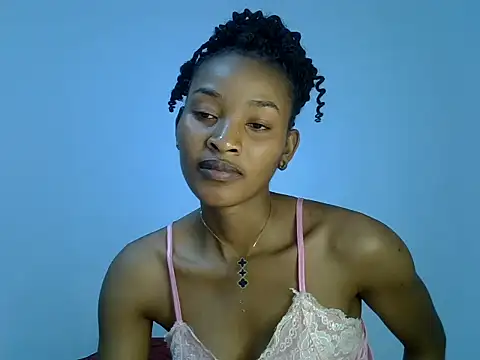 Snapshot of cute-alexis chatting on October 21, 2025, 10:10 pm cute-alexis online show from October 21, 2025, 10:10 pm