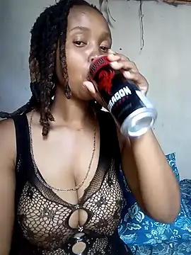 Snapshot of SexyLeopardxx120 chatting on March 22, 2025, 12:14 pm SexyLeopardxx120 online show from March 22, 2025, 12:14 pm