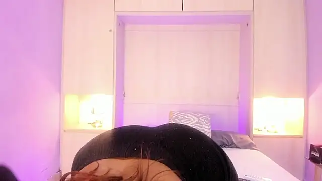 KendallRosse1 online show from January 25, 2025, 12:37 pm