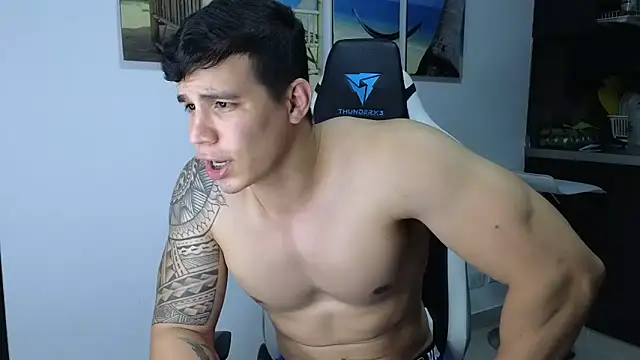 Snapshot of Ethanstill1 chatting on February 12, 2025, 2:35 am Ethanstill1 online show from February 12, 2025, 2:35 am