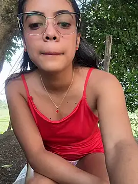 NAUGHTY LITTLE 18 online show from March 4, 2026, 9:21 pm