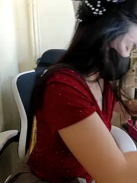 lyna bl online show from March 13, 2025, 3:33 am