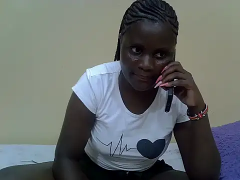 Snapshot of Freakycillia chatting on April 9, 2026, 7:30 pm Freakycillia online show from April 9, 2026, 7:30 pm