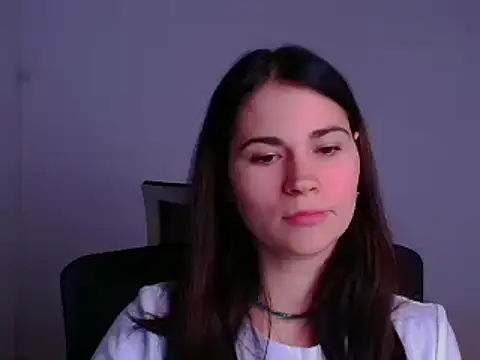 Snapshot of Loon_Amore chatting on December 3, 2024, 11:02 pm Loon Amore online show from December 3, 2024, 11:02 pm