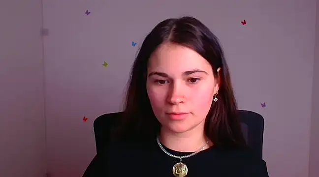Snapshot of Loon_Amore chatting on February 22, 2025, 10:09 pm Loon Amore online show from February 22, 2025, 10:09 pm
