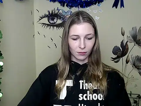 Snapshot of StrangerGi chatting on February 20, 2025, 4:03 pm StrangerGi online show from February 20, 2025, 4:03 pm