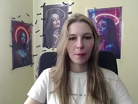 StrangerGi online show from April 2, 2026, 6:11 am