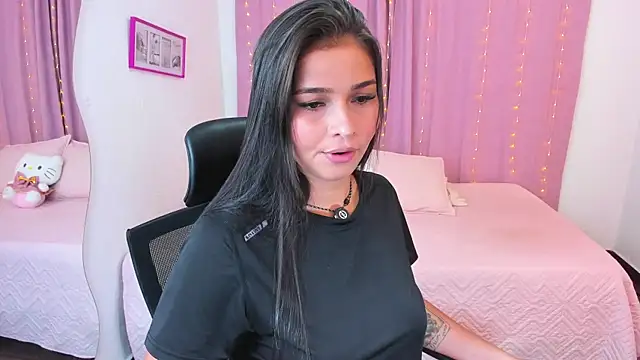 Snapshot of Abby_Parker1 chatting on July 29, 2026, 11:47 pm Abby Parker1 online show from July 29, 2026, 11:47 pm