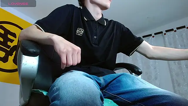 Snapshot of Matthew_Boy_ chatting on February 23, 2025, 4:28 am Matthew Boy  online show from February 23, 2025, 4:28 am