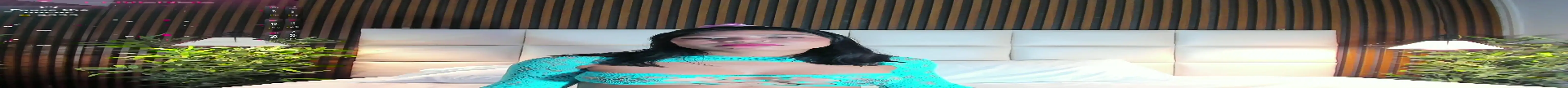 CailynBrowm online show from October 13, 2025, 1:44 pm