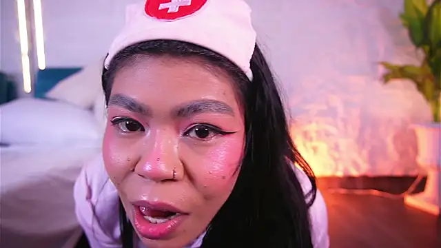 CailynBrowm online show from April 10, 2026, 4:06 am