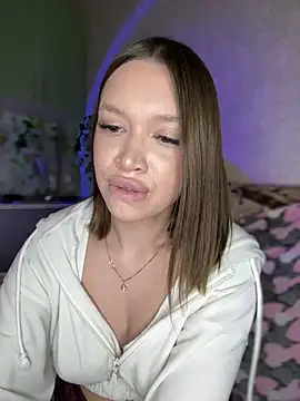 bunnyrich online show from February 1, 2025, 3:52 am