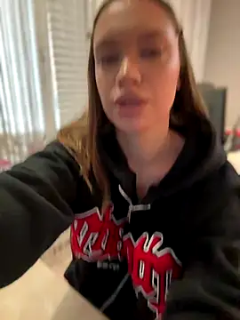 bunnyrich online show from September 25, 2025, 1:04 pm