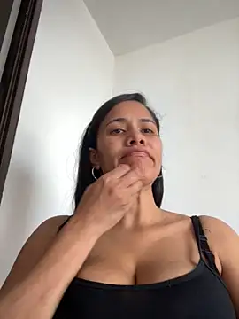 Snapshot of ambarsmith02 chatting on November 2, 2025, 5:15 pm ambarsmith02 online show from November 2, 2025, 5:15 pm